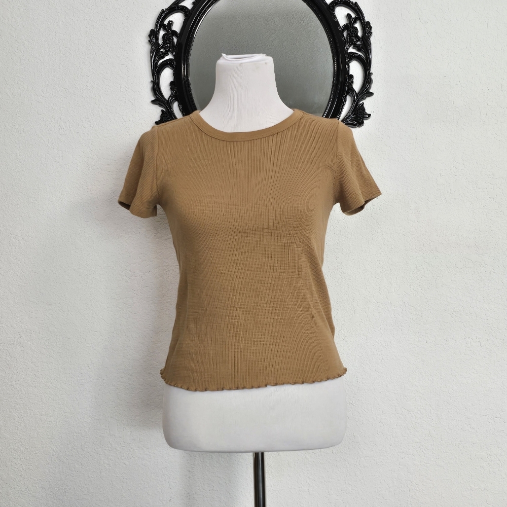 Old Navy mustard yellow tshirt
